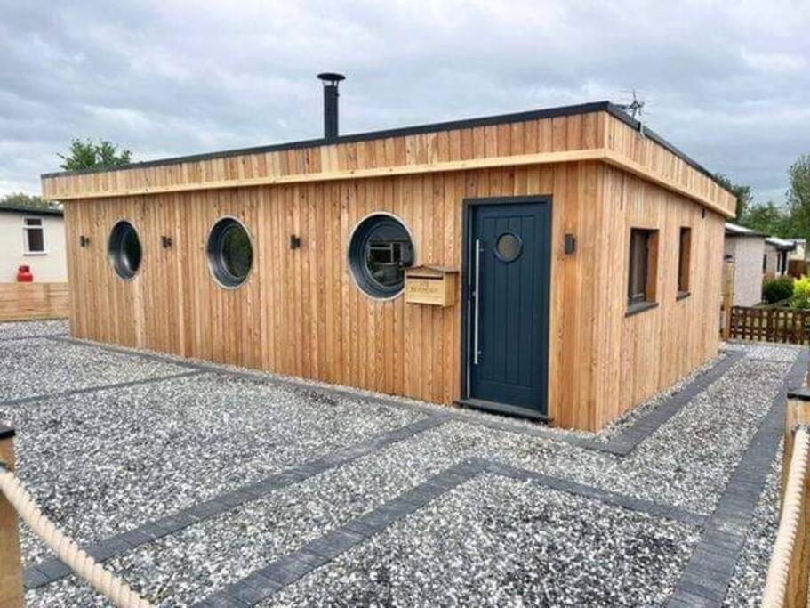 Humberston Boathouse Lodge & Hot Tub - Cleethorpes Beach Cabin Chalet Esterno foto