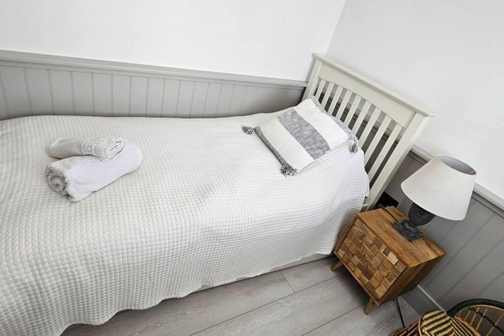 Humberston Boathouse Lodge & Hot Tub - Cleethorpes Beach Cabin Chalet Esterno foto