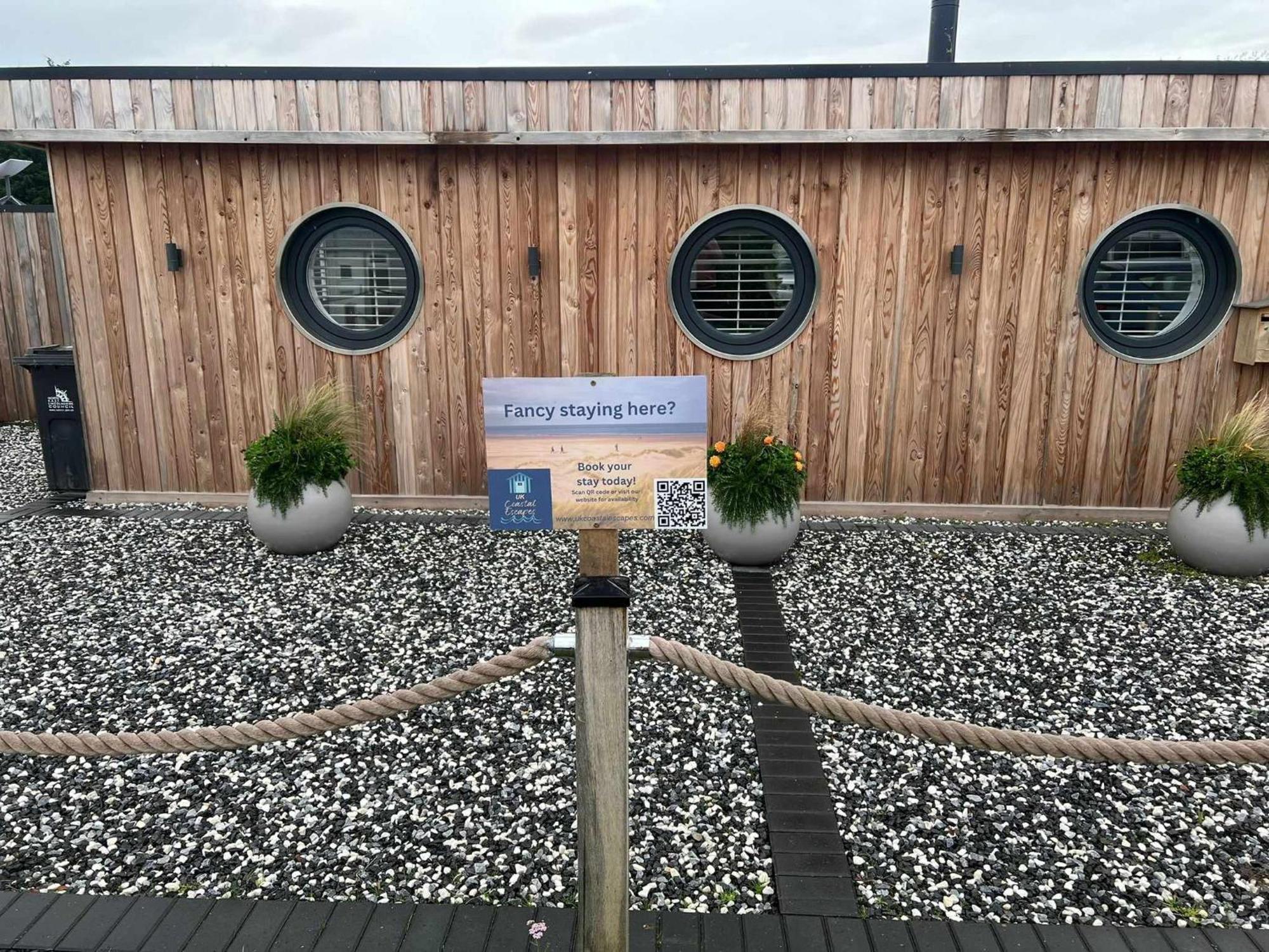Humberston Boathouse Lodge & Hot Tub - Cleethorpes Beach Cabin Chalet Esterno foto