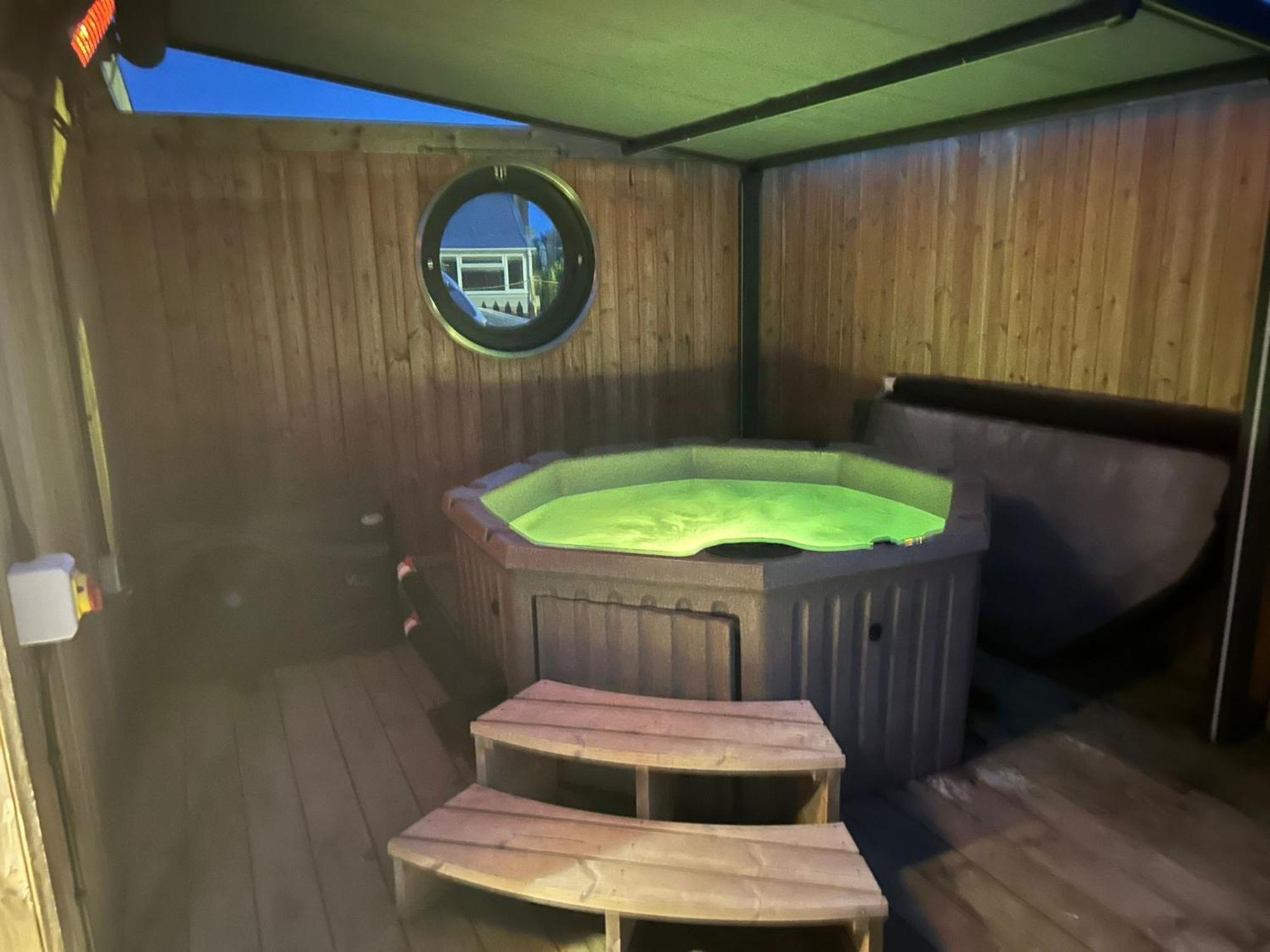 Humberston Boathouse Lodge & Hot Tub - Cleethorpes Beach Cabin Chalet Esterno foto
